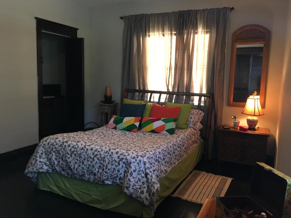 Private Room In The Heart Of Little Havana Miami Bagian luar foto