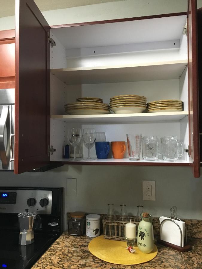 Private Room In The Heart Of Little Havana Miami Bagian luar foto